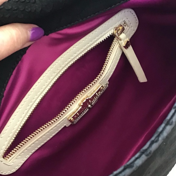 Black and Gold Envelope Henri Bendel Clutch - Picture 6 of 11